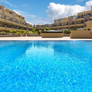 https://la-perla-beach-apt-with-pool.in-canary-islands.com